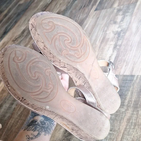 BOC Strappy Heeled Sandal Size 9M - Picture 14 of 14